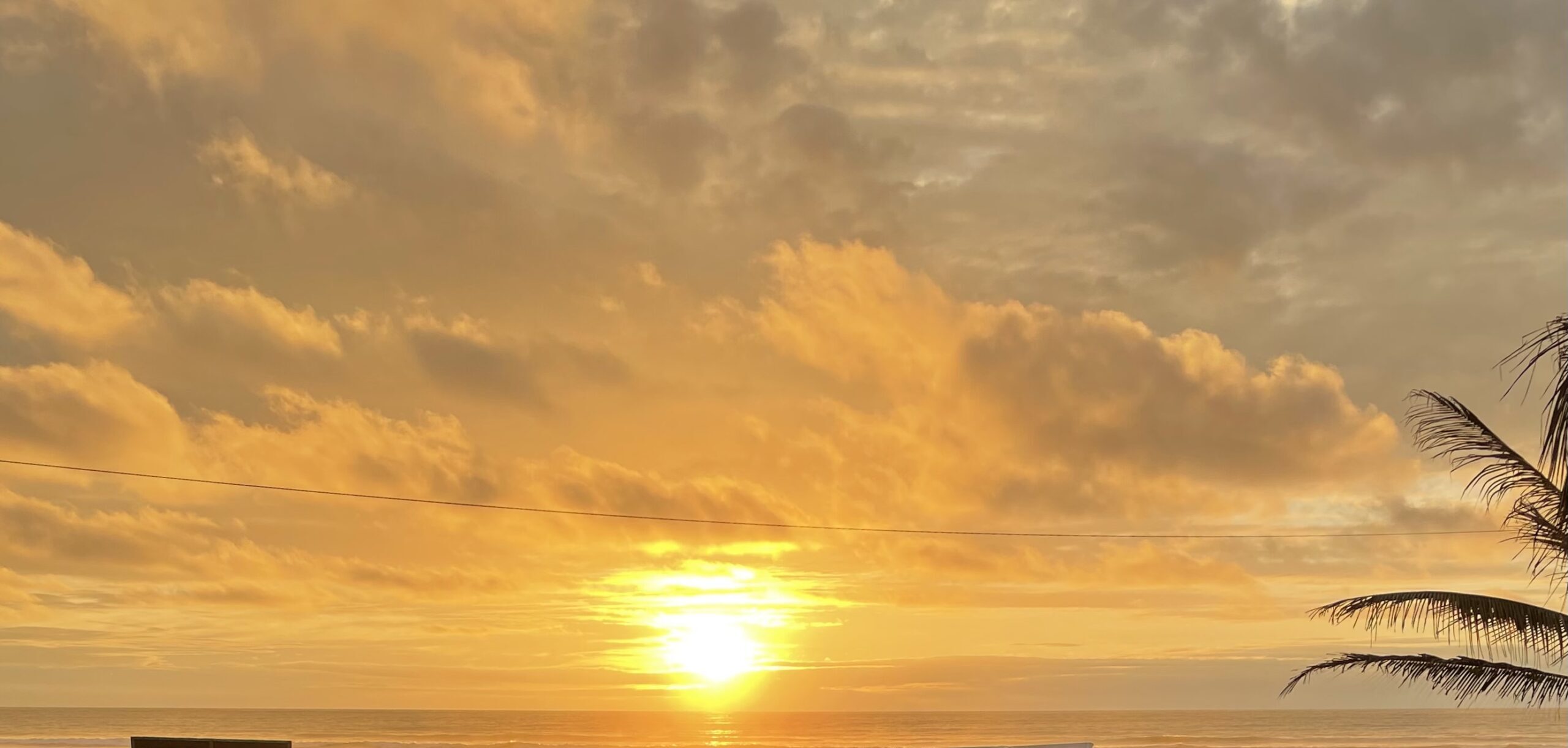 picture of canoa ecuador coast